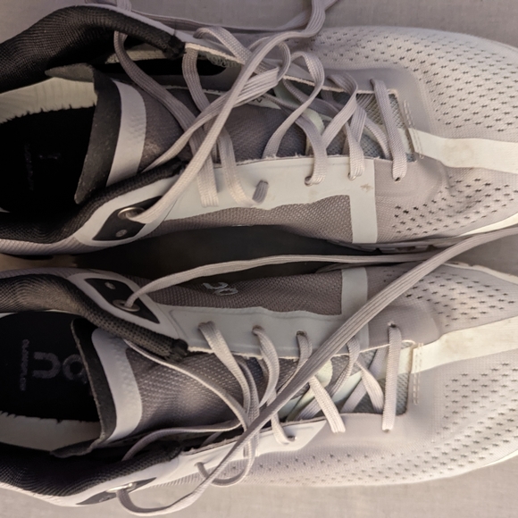 On Cloudflow 4.0 - Gently Used - Picture 5 of 5